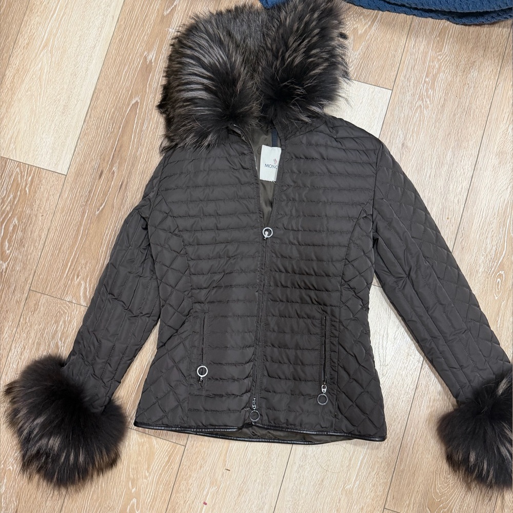 Moncler
Fur Hood leather parka brown vintage - Picture 2 of 16